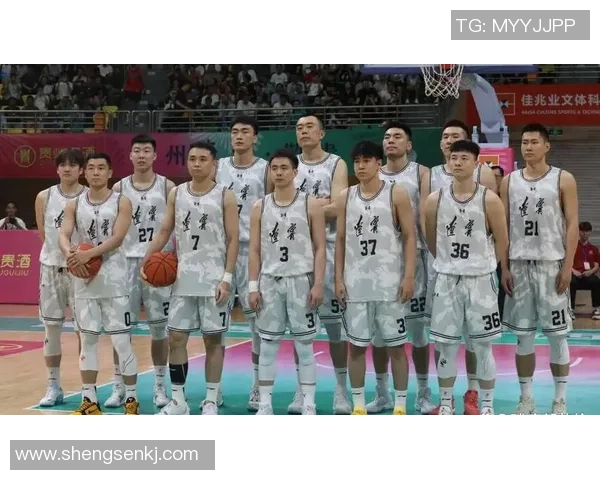 辽宁男篮与上海队精彩对决录像回放分析及精彩瞬间集锦